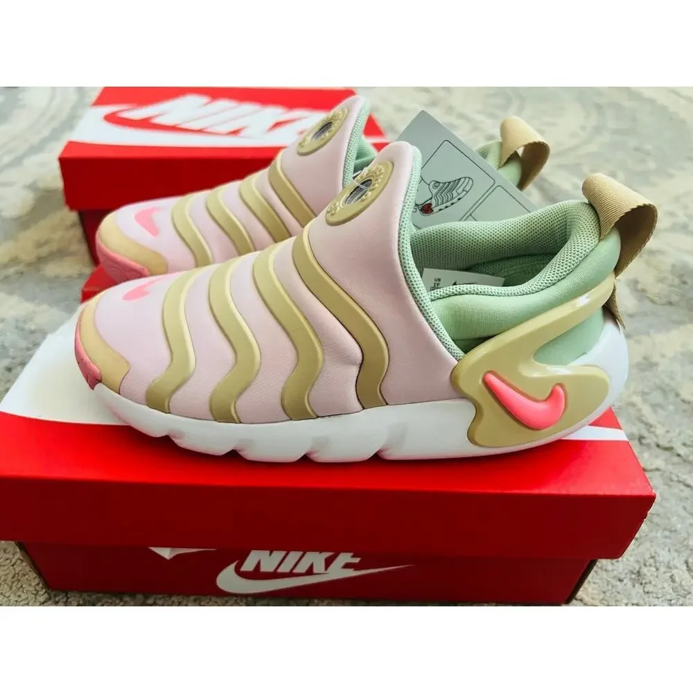NIB❤️Nike Dynamo Kids running Sneakers shoe sz1